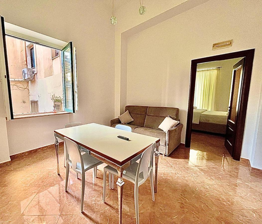 Casa Portanova 35 Appartement Salerno Buitenkant foto