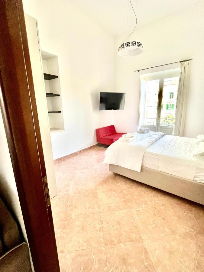 Casa Portanova 35 Appartement Salerno Buitenkant foto