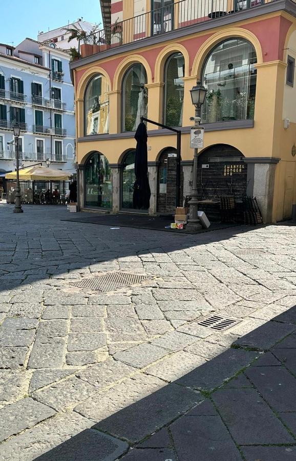 Casa Portanova 35 Appartement Salerno Buitenkant foto